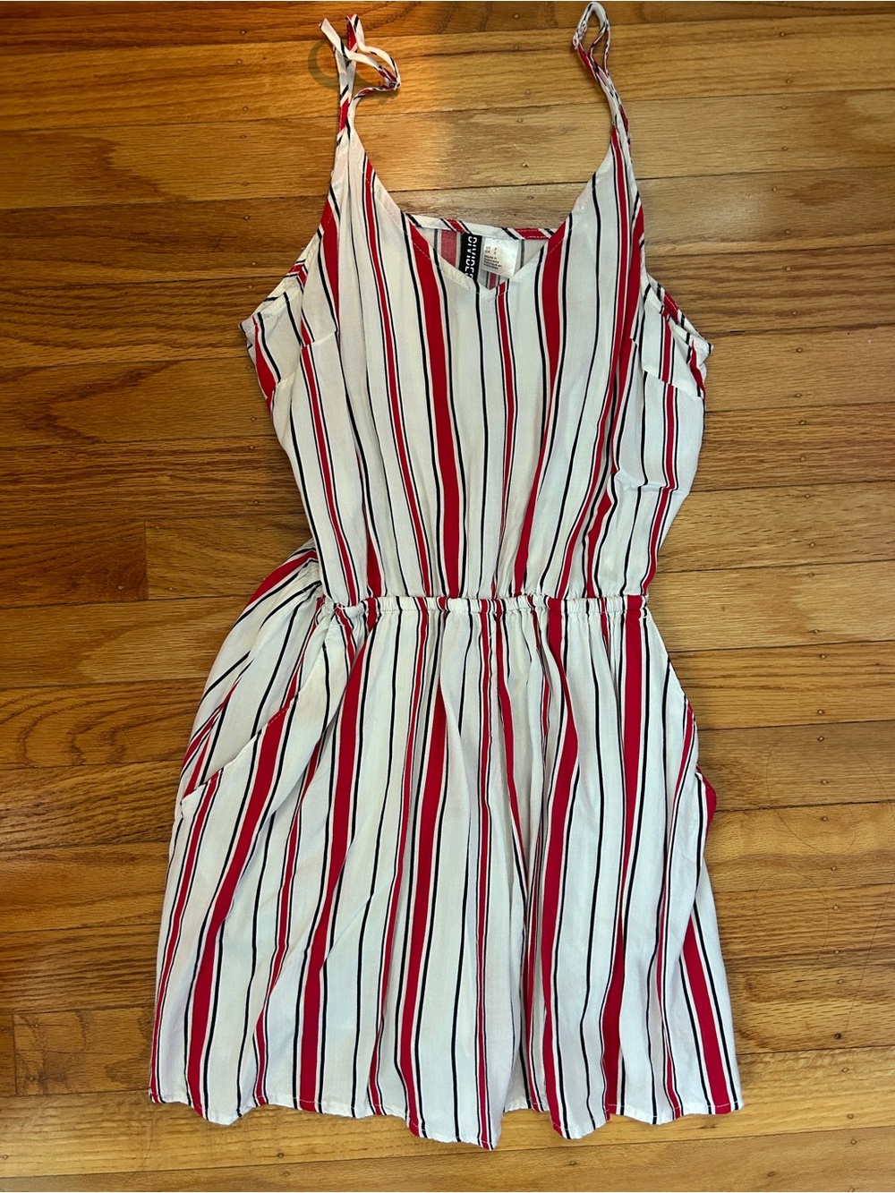 H&M White and Red Striped Spaghetti Strap Romper
